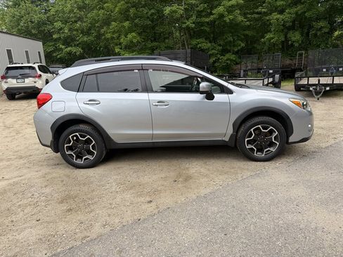 Used 2013 Subaru Crosstrek 2.0i Limited AWD/4WD image 4