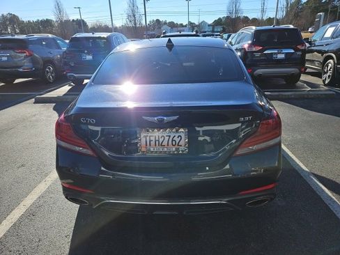 Used 2020 Genesis G70 3.3T image 9