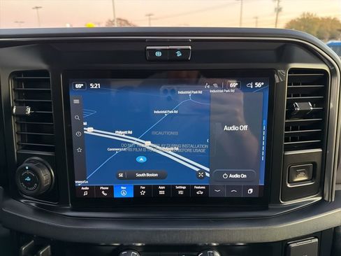 New 2026 Ford F250 Platinum w/ FX4 Off-Road Package image 32