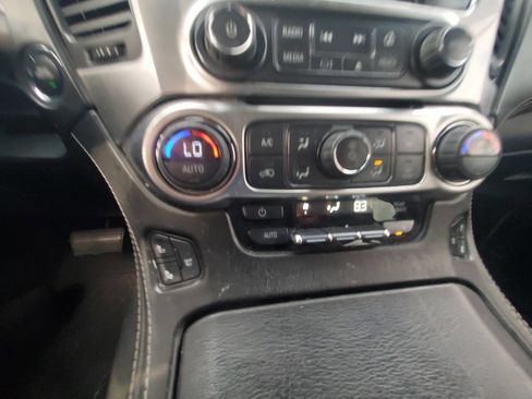 Used 2015 Chevrolet Tahoe LTZ image 18