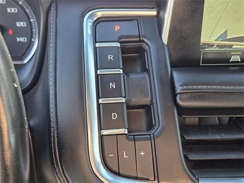 Used 2021 Chevrolet Tahoe Z71 image 23