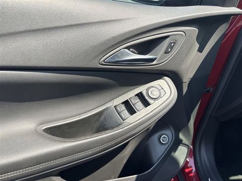 Used 2021 Buick Encore GX Select w/ Sport Touring Package FWD image 22