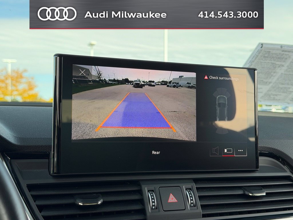 Used 2024 Audi Q5 2.0T Premium w/ Convenience Package AWD/4WD image 31