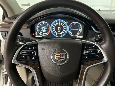 Certified 2015 Cadillac XTS Premium w/ Driver Assist Package image 11
