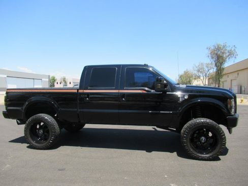 Used 2008 Ford F250 Harley-Davidson AWD/4WD image 5