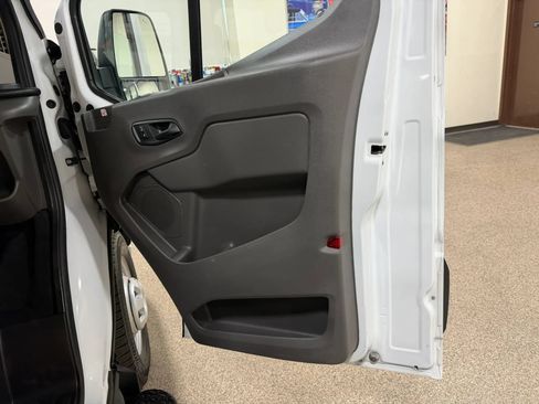 Used 2020 Ford Transit 150 XLT AWD/4WD image 24