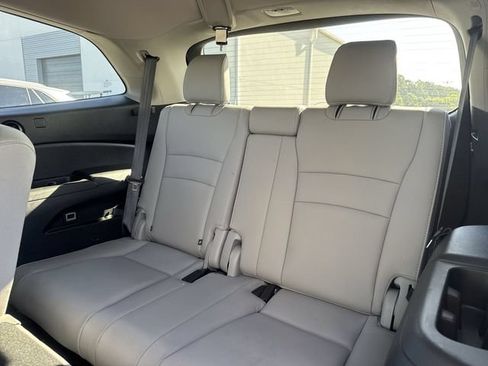 Used 2019 Honda Pilot EX-L image 10