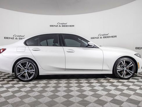 Used 2023 BMW 330i Sedan w/ Premium Package RWD image 3