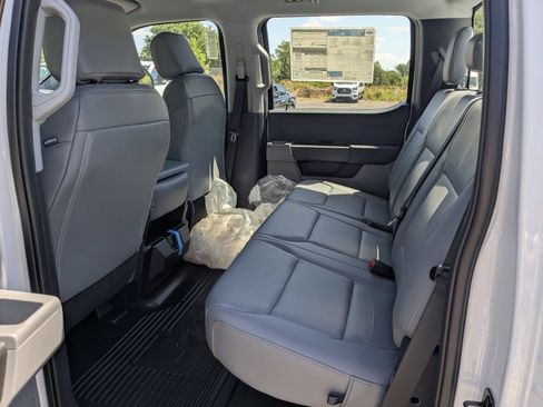 New 2026 Ford F250 XL AWD/4WD image 14
