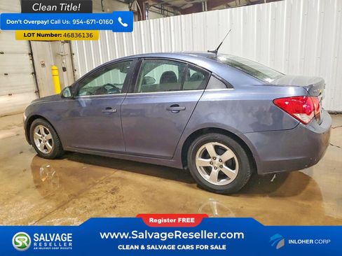 Used 2013 Chevrolet Cruze LT FWD image 3
