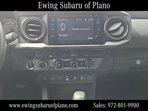 Used 2018 Toyota Tacoma SR5 AWD/4WD image 18