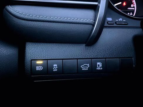 Used 2023 Toyota Camry SE image 35