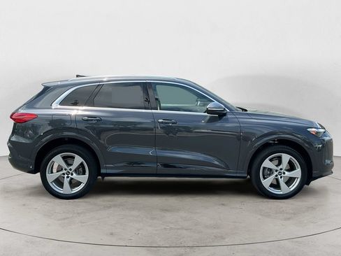Used 2025 Audi Q5 Premium Plus AWD/4WD image 4