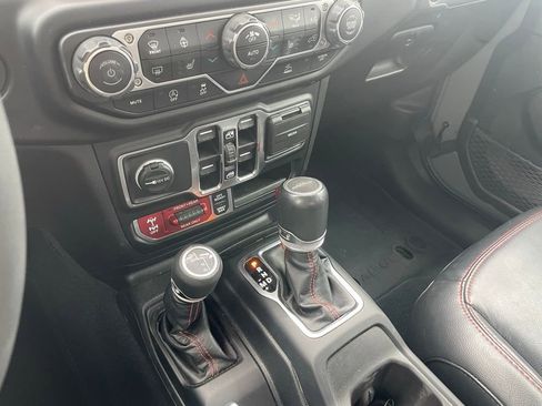 Used 2023 Jeep Gladiator Rubicon w/ LED Lighting Group image 18