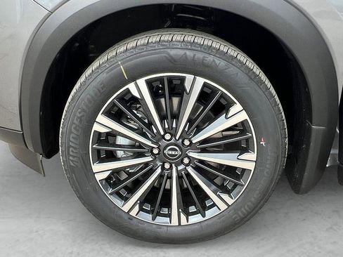 New 2026 Nissan Pathfinder Platinum w/ Cargo Package FWD image 24