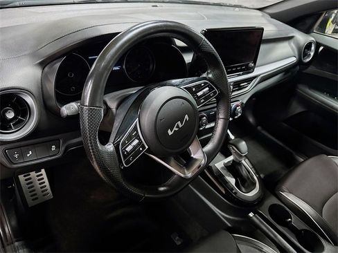 Used 2023 Kia Forte GT-Line image 16