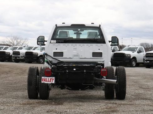 New 2025 Ford F550 4x4 Regular Cab Super Duty image 4