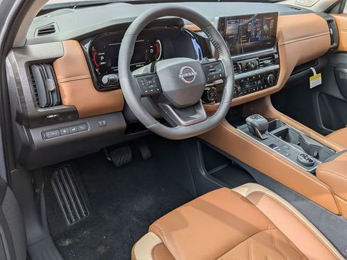 New 2026 Nissan Pathfinder Platinum image 10