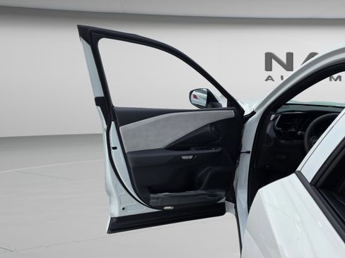 New 2026 Lexus TX 350 AWD image 9