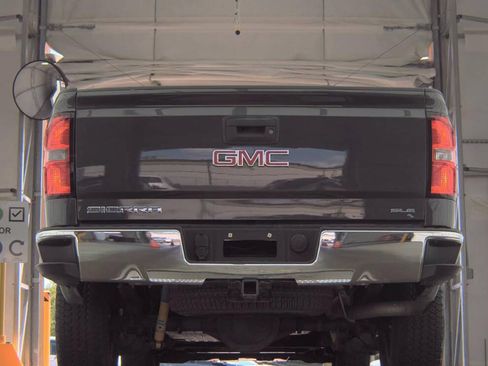 Used 2015 GMC Sierra 1500 SLE w/ SLE Value Package AWD/4WD image 19