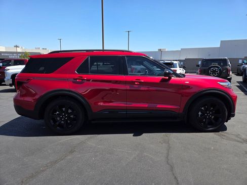 Certified 2023 Ford Explorer ST-Line w/ Class IV Trailer Tow Package RWD image 7