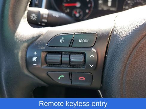 Used 2017 Kia Sorento AWD w/ LX Convenience Package image 14
