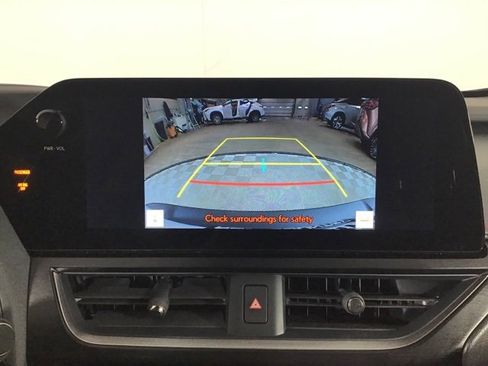 Used 2023 Lexus UX 250h F Sport image 16