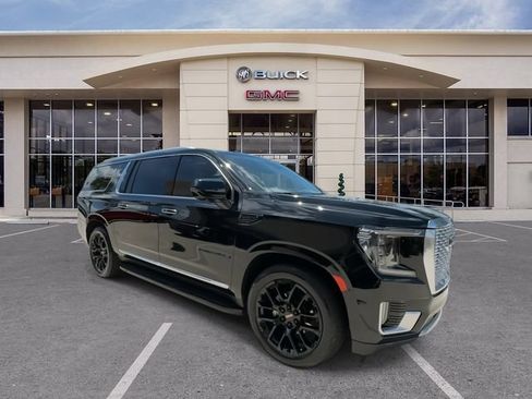 Used 2023 GMC Yukon XL Denali w/ Max Trailering Package RWD image 2