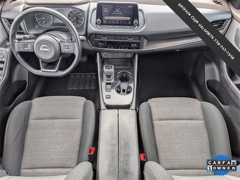 Used 2023 Nissan Rogue SV image 5