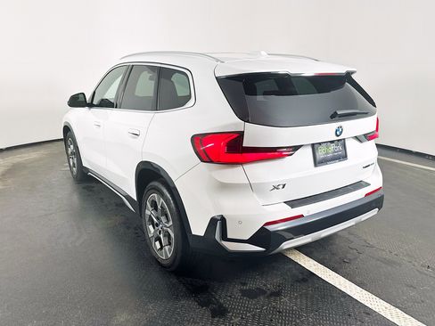 Used 2025 BMW X1 xDrive28i AWD/4WD image 5