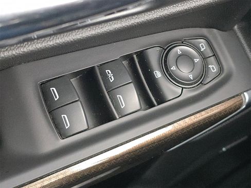 Used 2020 Chevrolet Silverado 1500 LT Trail Boss image 19