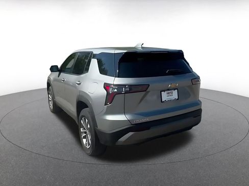 Used 2025 Chevrolet Equinox LT image 11