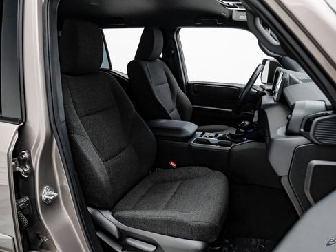 Used 2024 Toyota Land Cruiser image 45