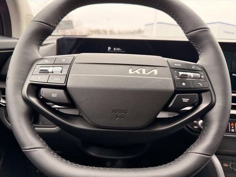 New 2026 Kia Sportage EX image 12