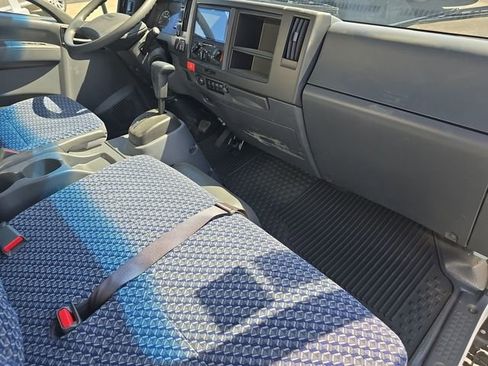 New 2025 Chevrolet Low Cab Forward image 23