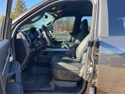 Used 2024 RAM 2500 Big Horn w/ Level 2 Equipment Group image 28