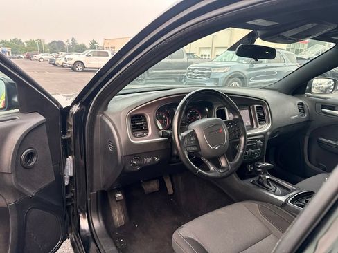 Used 2022 Dodge Charger SXT w/ Blacktop Package RWD image 7