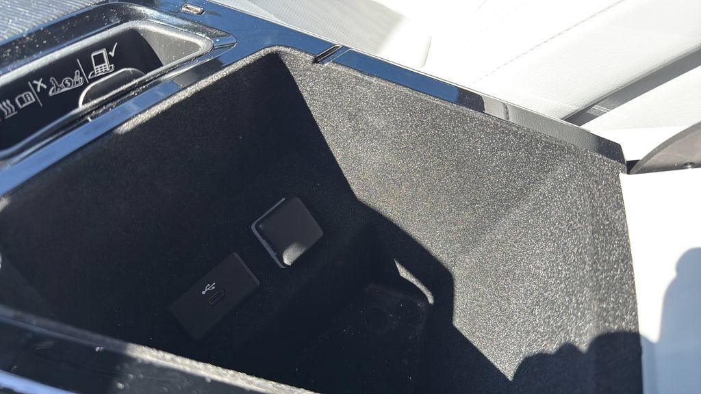 Certified 2024 Cadillac Lyriq Luxury w/ LPO, Floor Liner Package AWD/4WD image 42