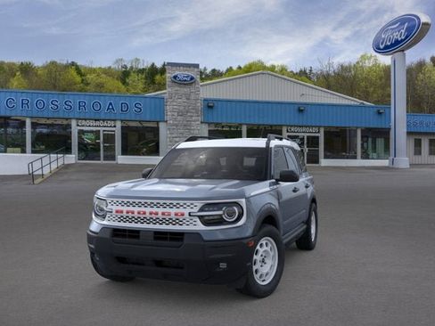 New 2025 Ford Bronco Sport Heritage w/ Convenience Package AWD/4WD image 2