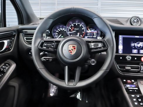 New 2026 Porsche Macan Turbo image 13