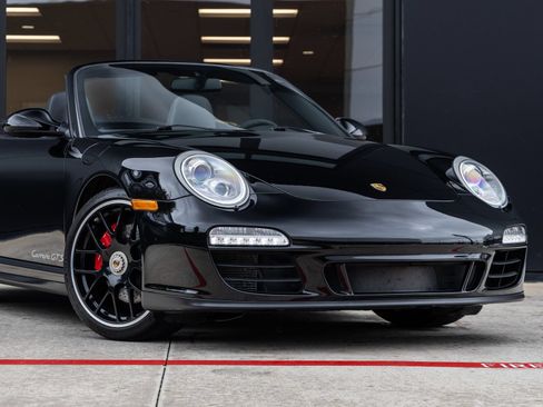 Used 2012 Porsche 911 Carrera GTS RWD image 9