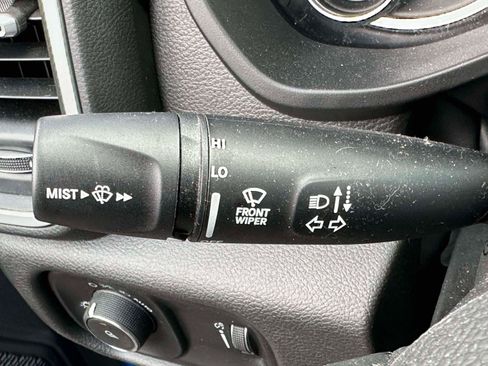 Used 2023 RAM 1500 Big Horn AWD/4WD image 20