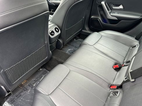 Used 2019 Mercedes-Benz A 220 image 12