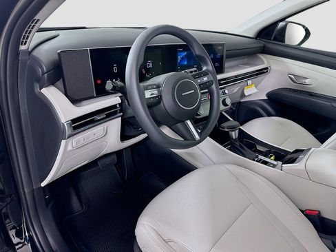 New 2026 Hyundai Tucson SEL FWD image 9
