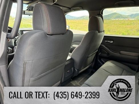 Used 2022 Nissan Frontier PRO-4X w/ Off-Road Protection Package AWD/4WD image 28
