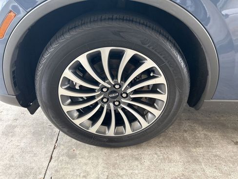 Used 2021 Lincoln Aviator Reserve w/ Equipment Group 201A RWD image 13
