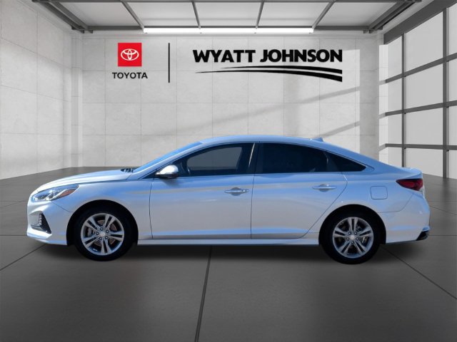 Used 2018 Hyundai Sonata SEL FWD image 2
