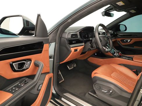 Used 2024 Lamborghini Urus S image 14