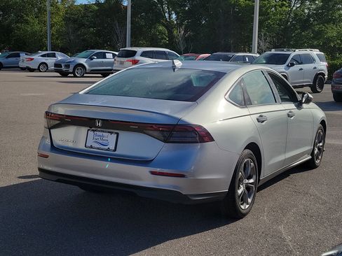 Used 2024 Honda Accord EX image 6