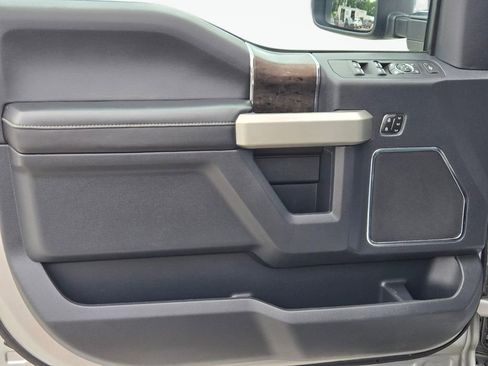 Used 2022 Ford F250 Lariat w/ Chrome Package AWD/4WD image 15